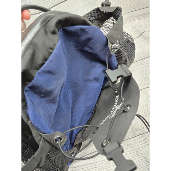 Arcteryx Q10 Lumbar Waist Pack Bag Outdoor Hiking Camp Climbing Travel Blue - Picture 3 of 11